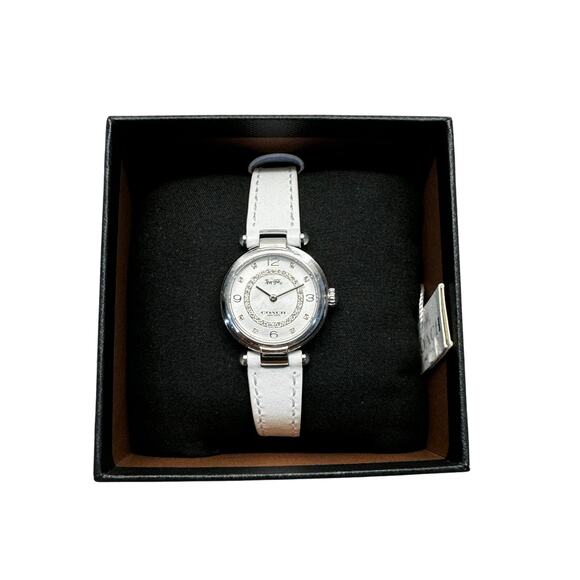 Coach Women's Cary Mother of pearl Dial Watch - Picture 6 of 9